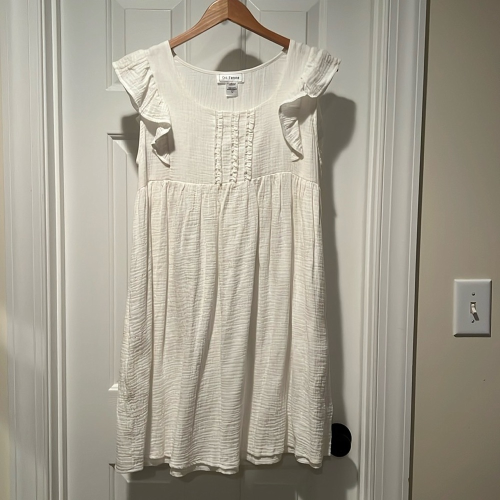 Women’s white gauze dress Sz M NWT